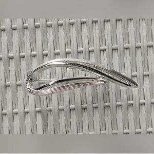 Sarah Coventry Chic Silver Pin